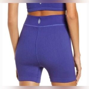 NWT - Free People Movement Free Throw Shorts in Outerspace - Size S